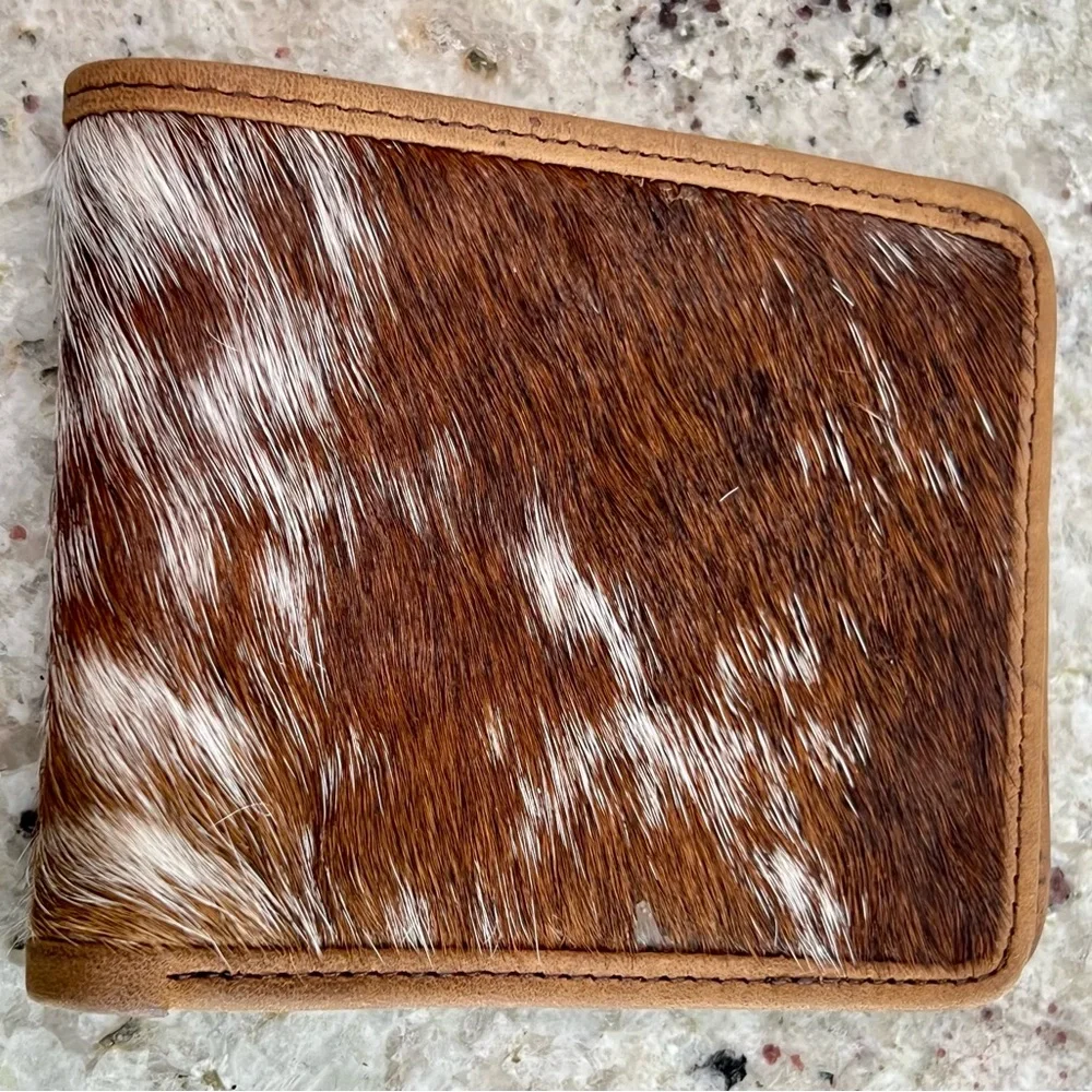NEW Men's Western Fur on Cowhide Bi-Fold Wallet